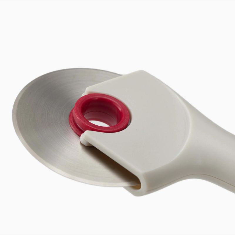 Joseph Joseph, Ringo™ Easy-clean Red Pizza Cutter