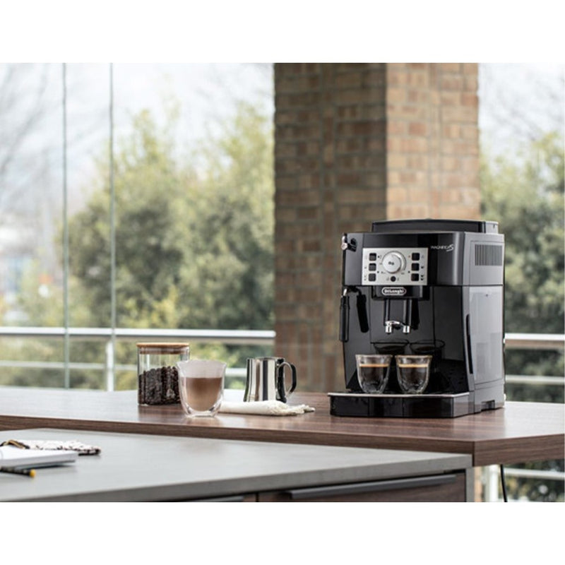 Delonghi, Automatic Coffee Makers Magnifica S