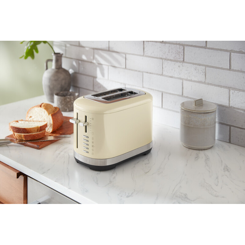 KitchenAid, Almond Cream, Beige Toaster 980w